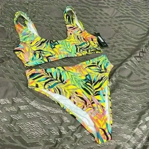 Fashion nova Madrid bikini 2 piece bathing suit in X-Large. Brand new